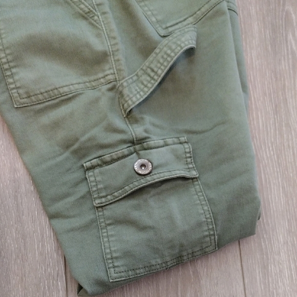 Green Cargo Pants - Picture 5 of 10